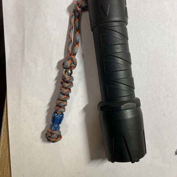 Paracord Landyard - Picture 5 of 5